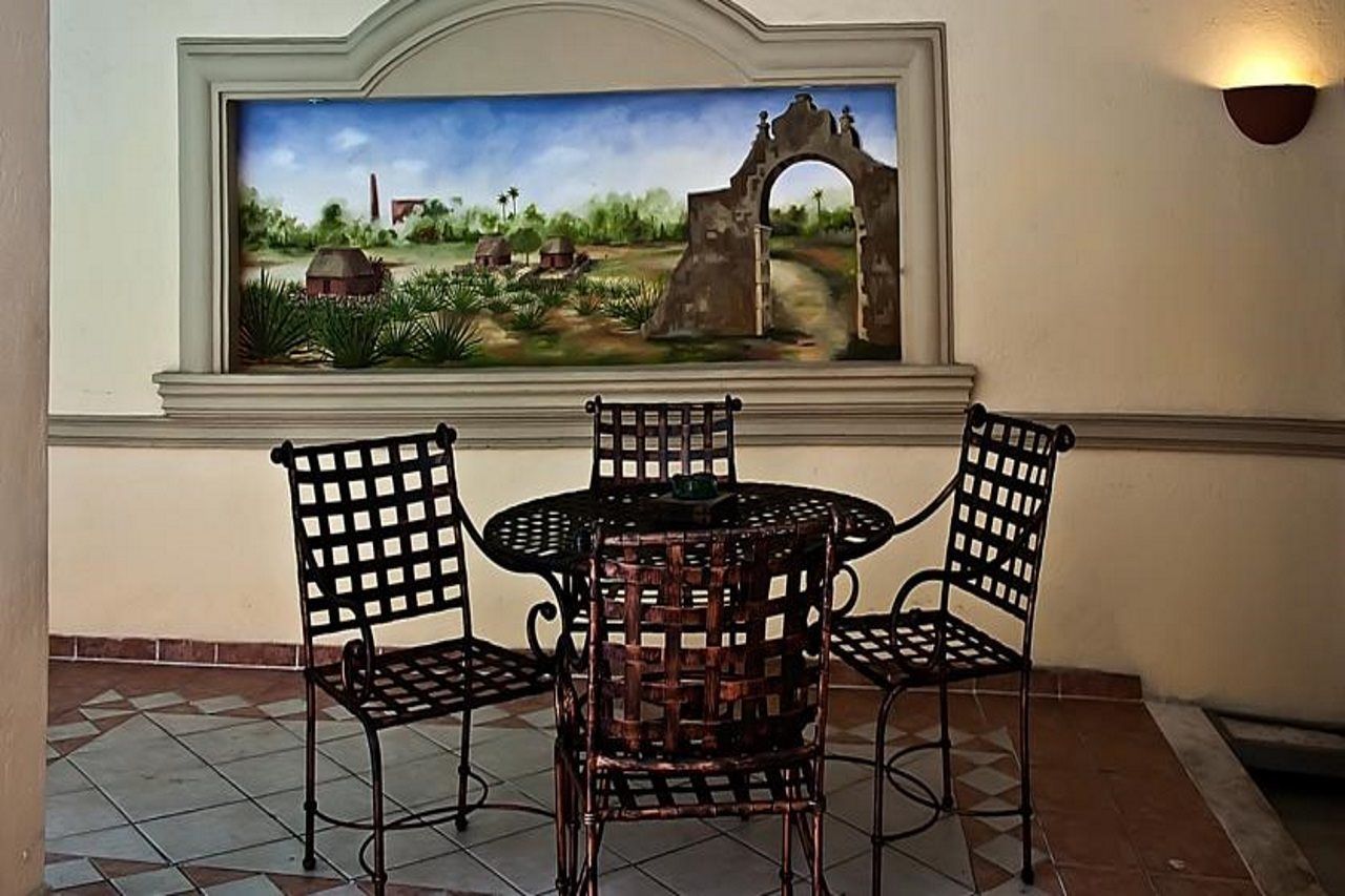 Hotel Colonial De Mérida Eksteriør bilde